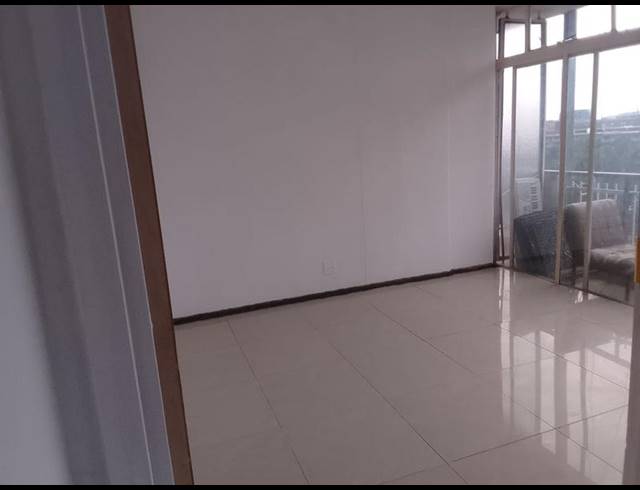 2 BEDROOM APARTMENT FOR SALE IN SUNNYSIDE